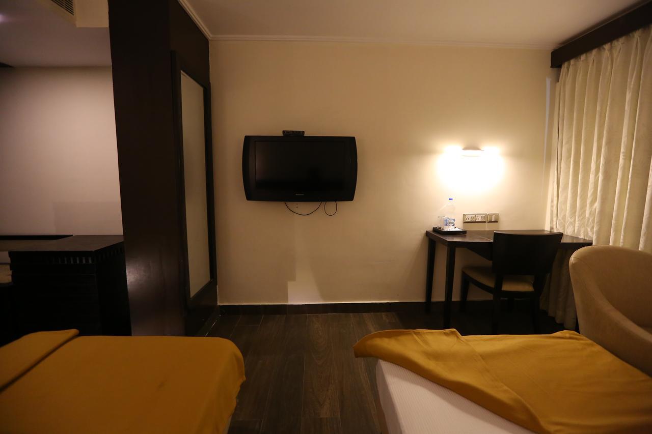 Hotel La Castle 钦奈 外观 照片